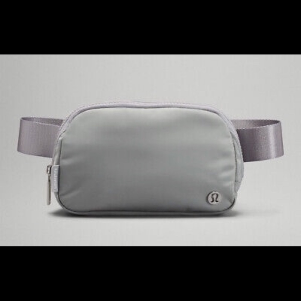 NWT Lululemon Everywhere Belt Bag Wordmark Gray w/ White Lululemon Print